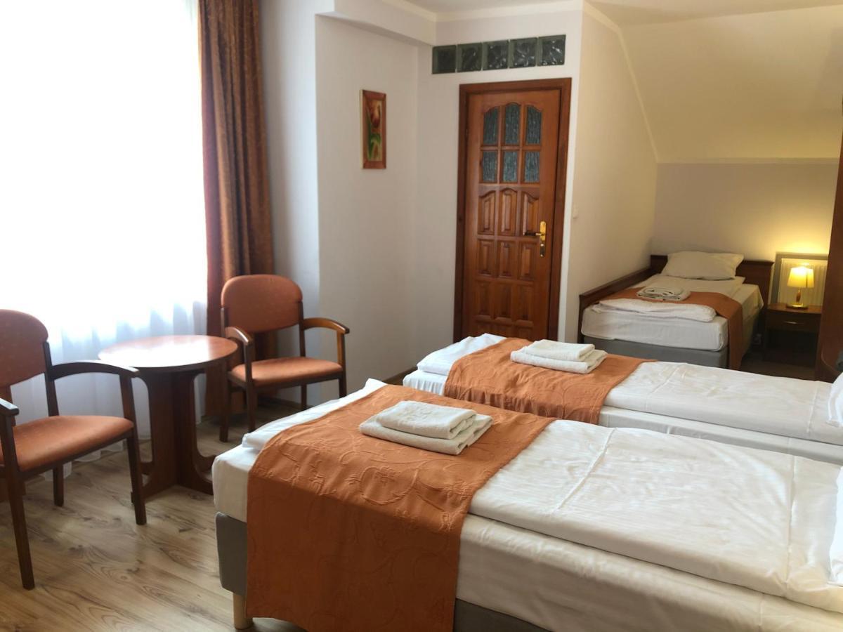 Zajazd Gosciniec Nowosiolki-Kolonia Dış mekan fotoğraf